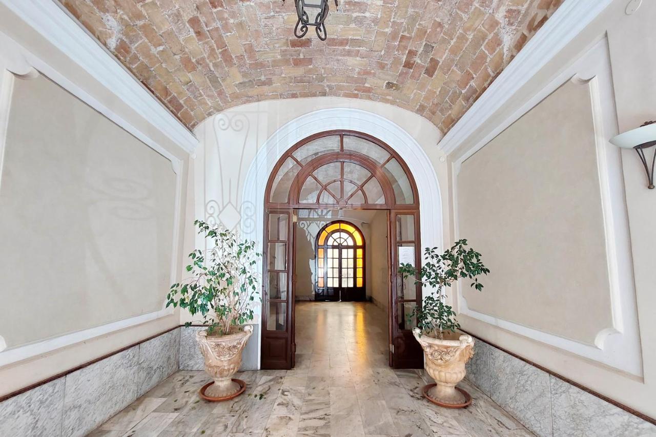 רומא 4Bnb - Quiriti Delightful Apartment מראה חיצוני תמונה